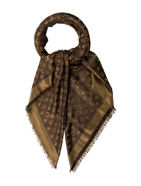 louis vuitton monogram shine shawl hinta|lv monogram shawl.